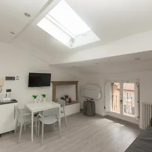  Apartamento Amazing And New Penthouse In Center Italia