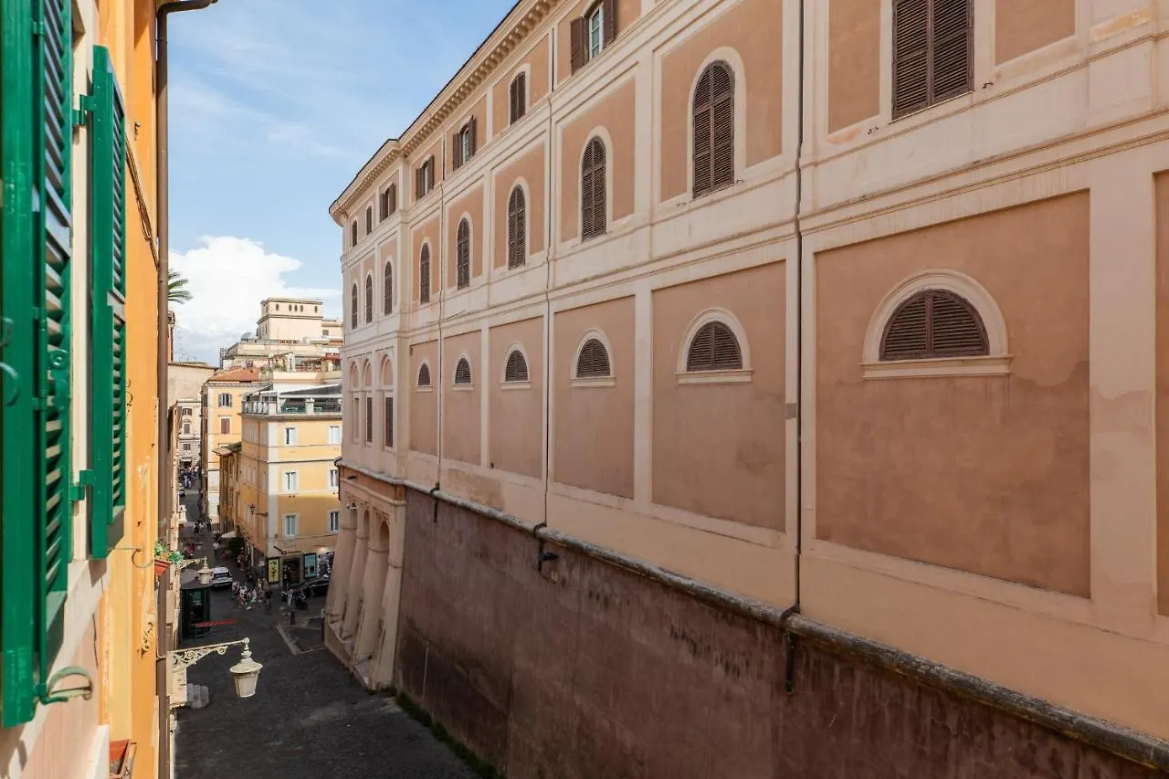 Iflat Lovely In Trevi Rome 0*,  Italy