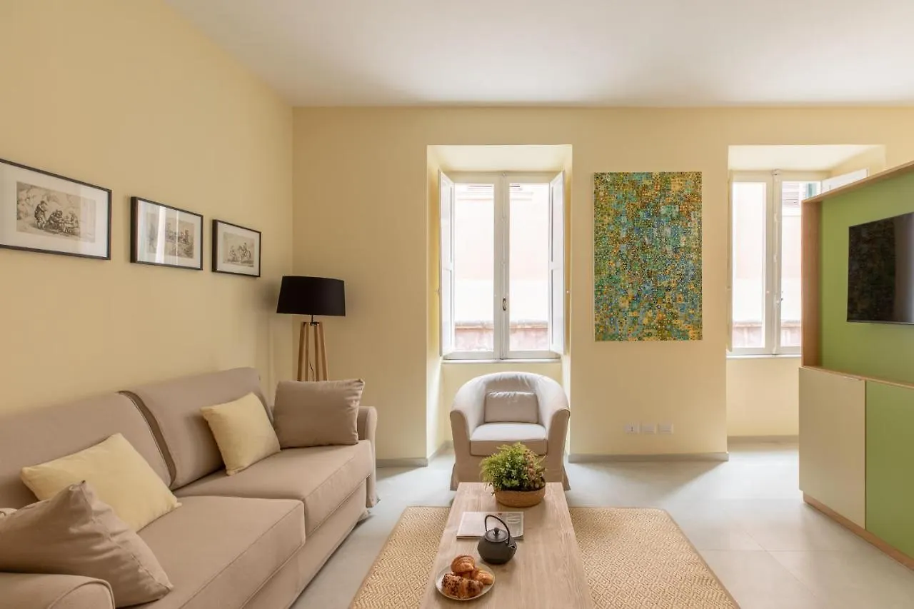 Apartment Iflat Lovely In Trevi Rome Italy